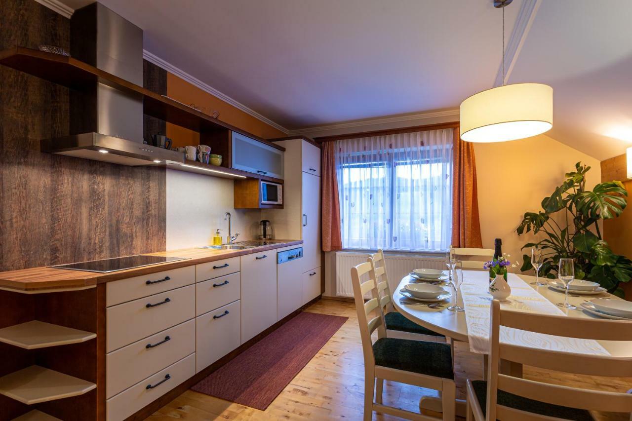 Apartmaji Volf Zgornje Gorje Eksteriør billede